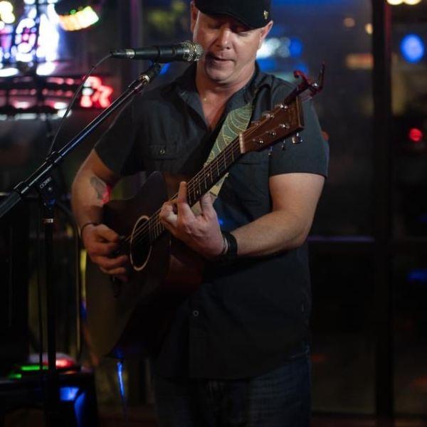 Jeff Lyons