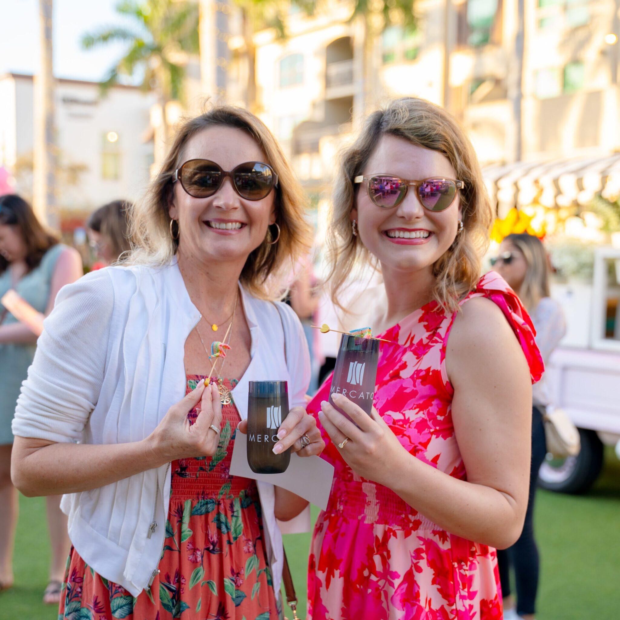 Bouquets & Bubbly for Mom