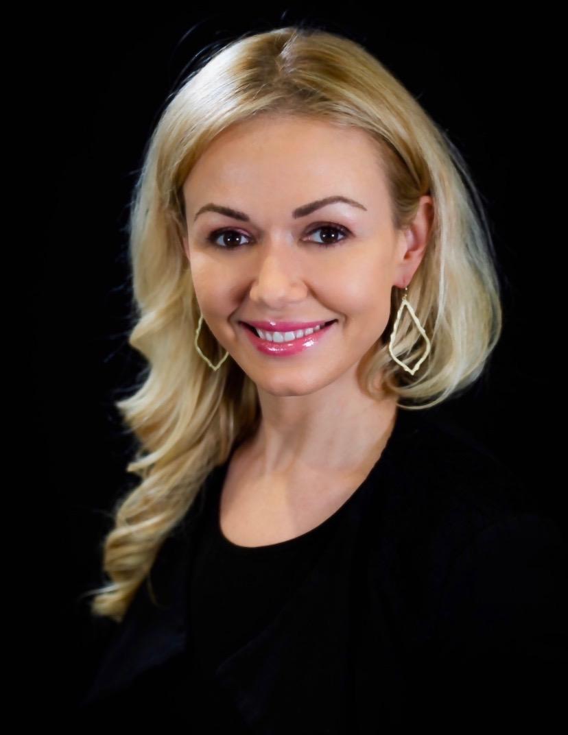 Aleksandra G Florek