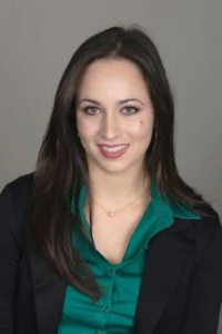 Lauren E. Saravis